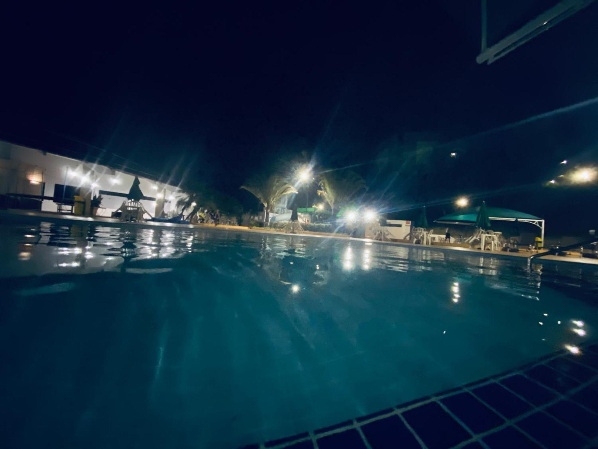 Enseada Nautico Residence De Paula Caldas Novas Bagian luar foto